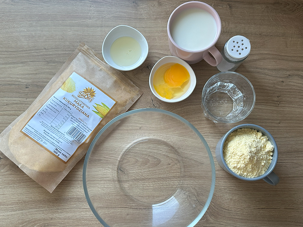 Naleśniki z mąki kukurydzianej – porcja z owocami